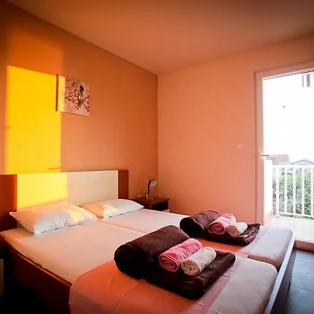 Kalaba Ii Apartment Drvenik Veli