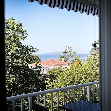 Kalaba Ii * Drvenik Veli