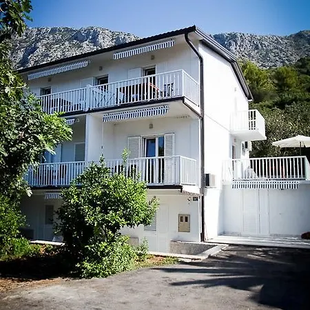 Kalaba Ii Apartment *